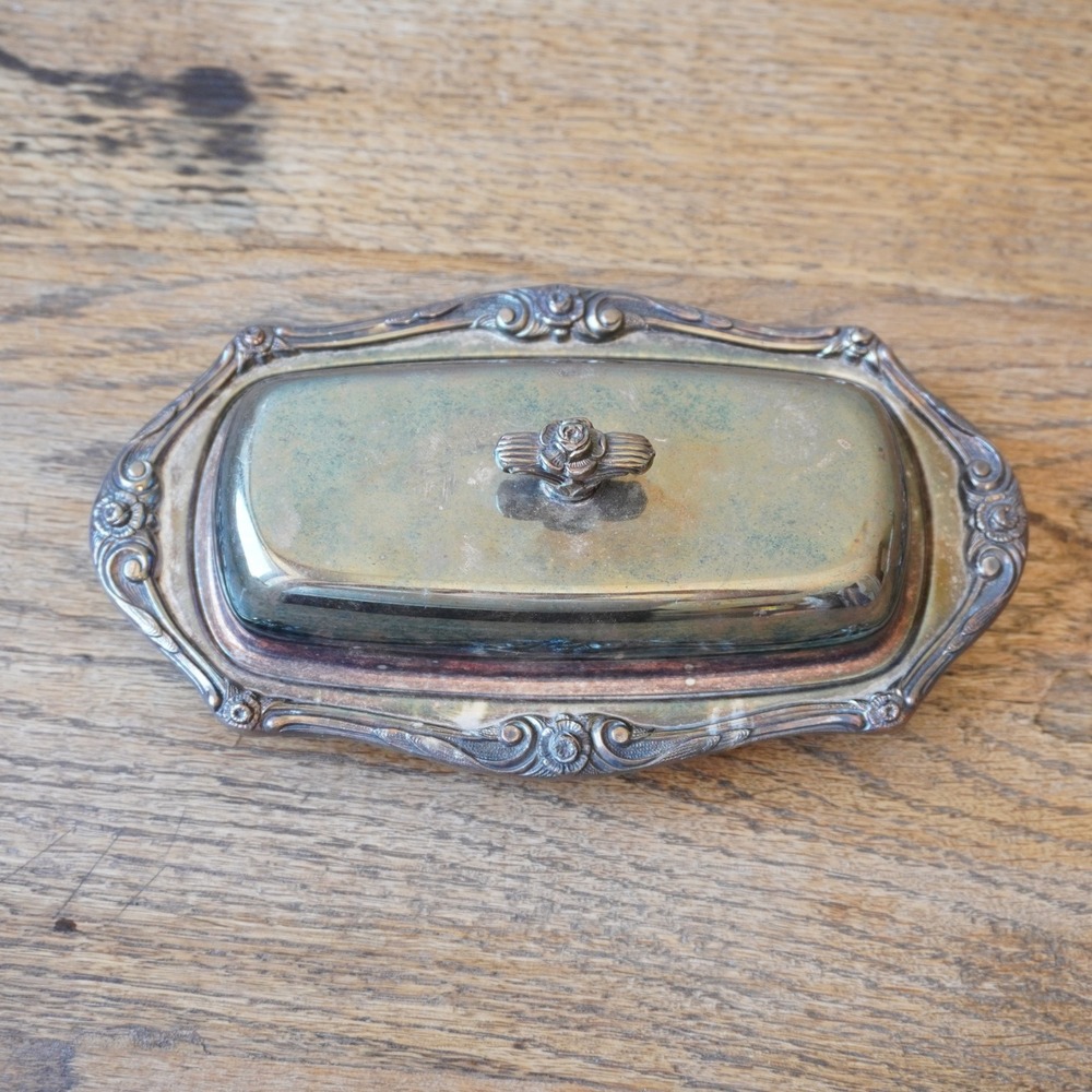 1881 Rogers Glenrose Butter Dish Silverplate Silver Good Vintage Floral Rose